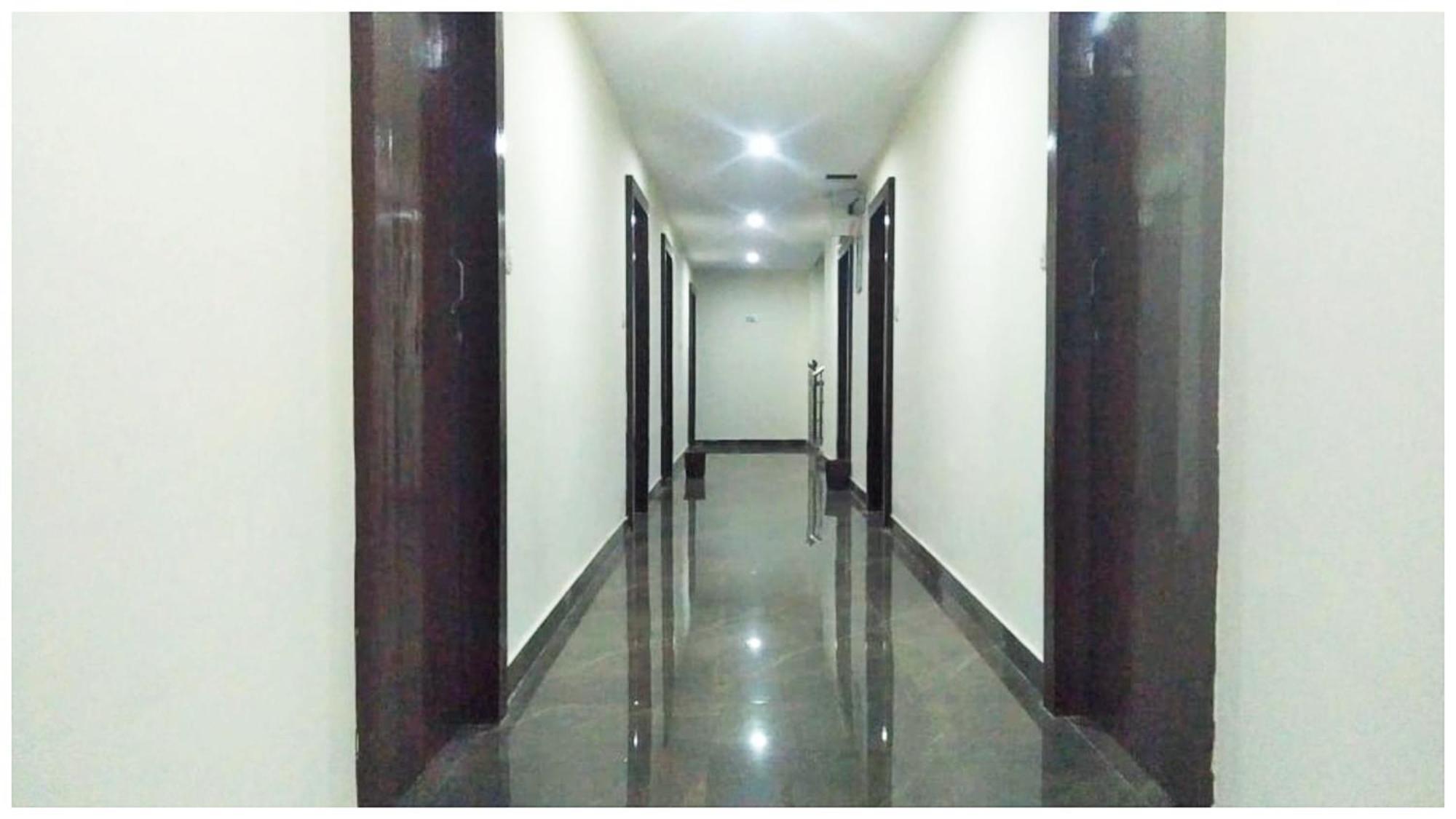 A Premium Hotel Sheeva Inn Near Temple - Fully Air Conditioning - Best Hotel Kankhal Экстерьер фото