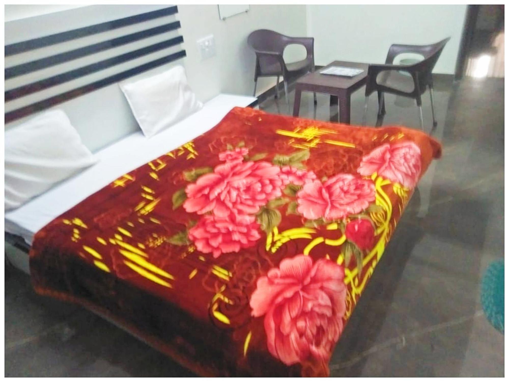 A Premium Hotel Sheeva Inn Near Temple - Fully Air Conditioning - Best Hotel Kankhal Экстерьер фото