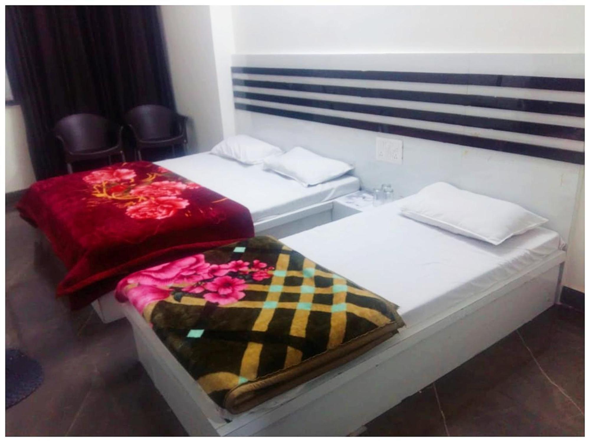 A Premium Hotel Sheeva Inn Near Temple - Fully Air Conditioning - Best Hotel Kankhal Экстерьер фото
